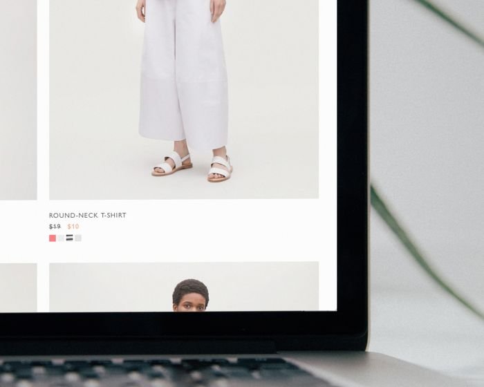 Website design red cover (Demo)